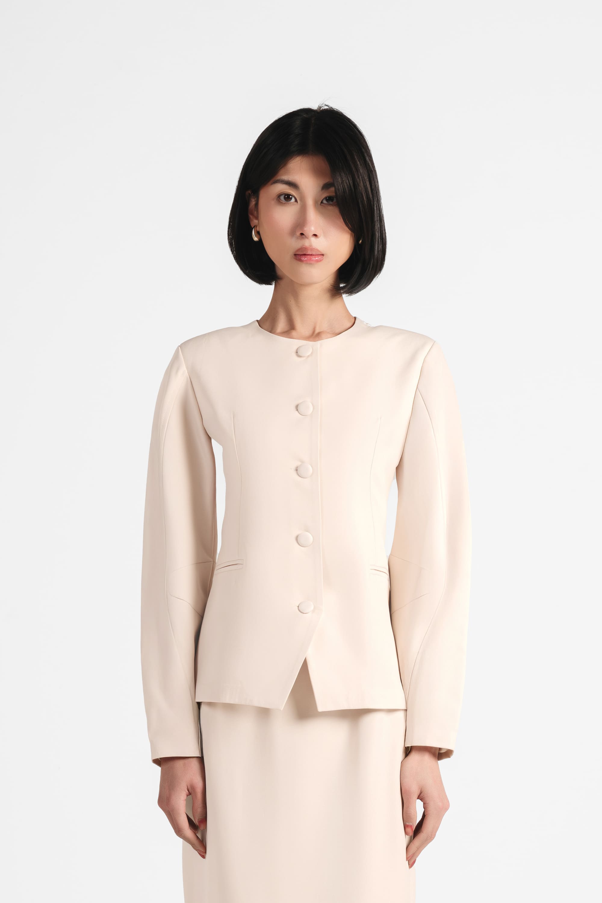 The Silhouette Blazer - Creamy