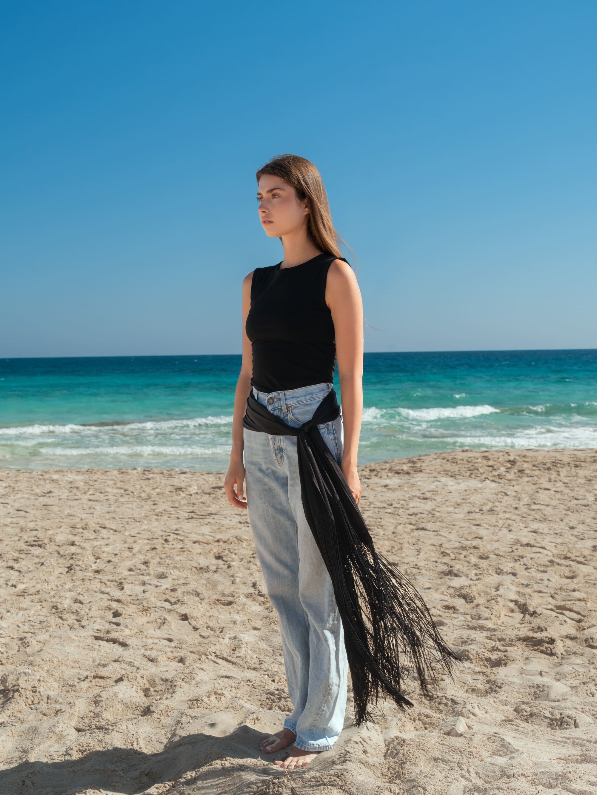 The Fringes Wrap - Black