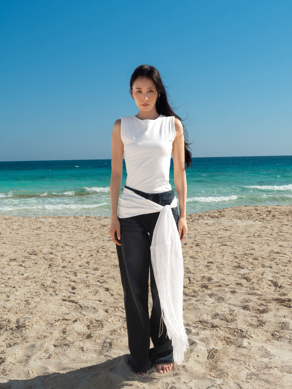 The Fringes Wrap - White